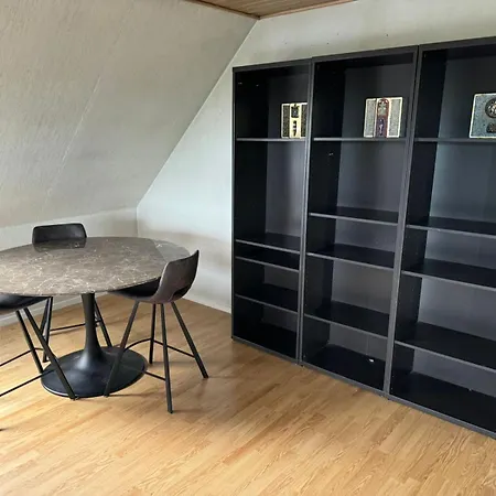 Helt I Og Taet Pa Stranden 빌라