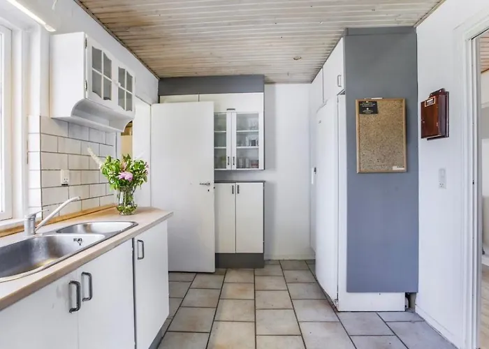 빌라 Helt I Og Taet Pa Stranden 코이에